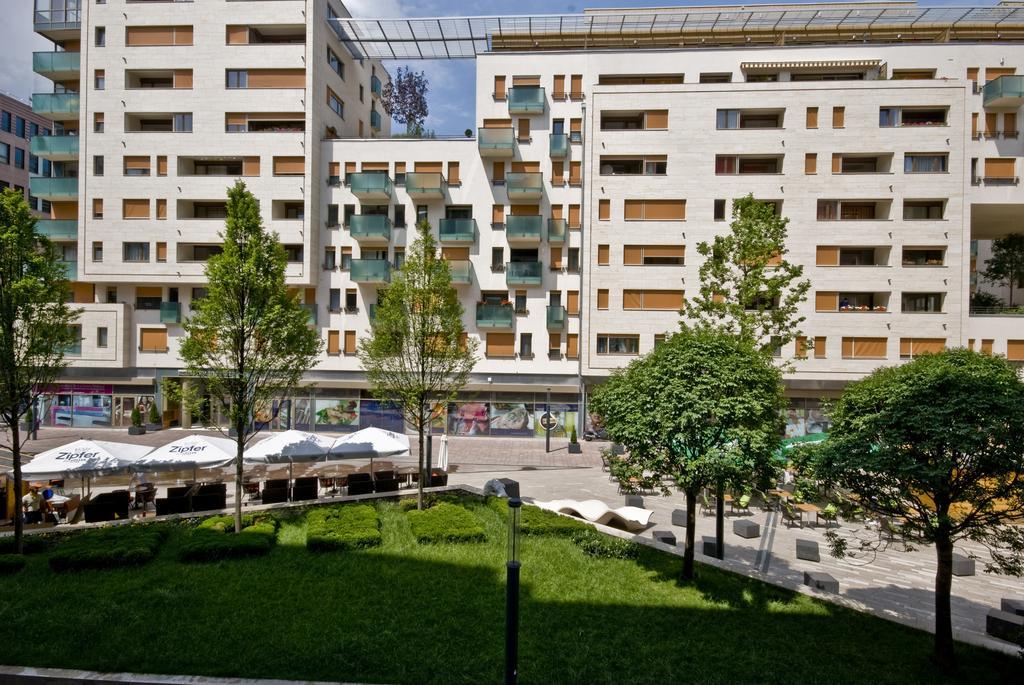 Corvin Lux Aparthotel - Budapest — Fotók 1